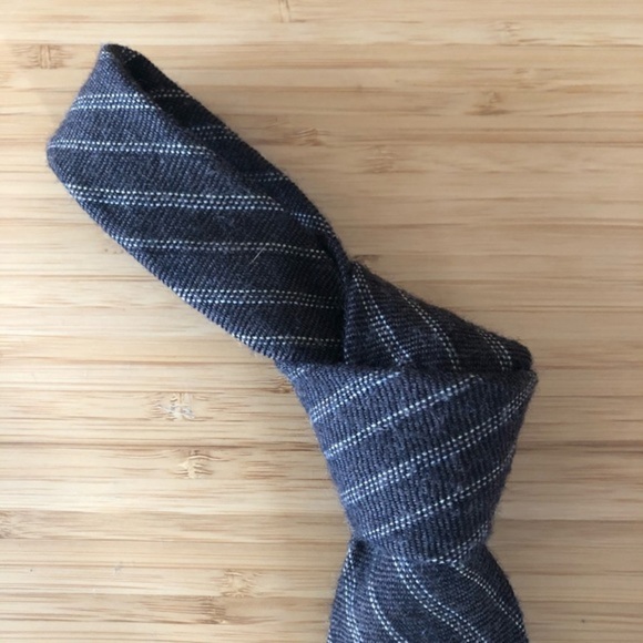 Stafford Cotton Tie In Minimal Dark Grey! - Picture 4 of 6